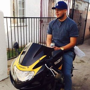 Meet your Posher, Adrian